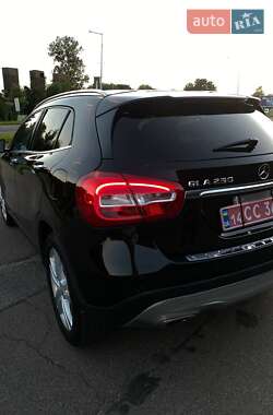 Внедорожник / Кроссовер Mercedes-Benz GLA-Class 2016 в 