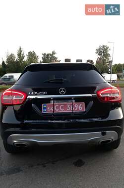 Внедорожник / Кроссовер Mercedes-Benz GLA-Class 2016 в 