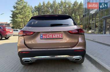Внедорожник / Кроссовер Mercedes-Benz GLA-Class 2022 в 