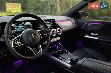Внедорожник / Кроссовер Mercedes-Benz GLA-Class 2022 в 