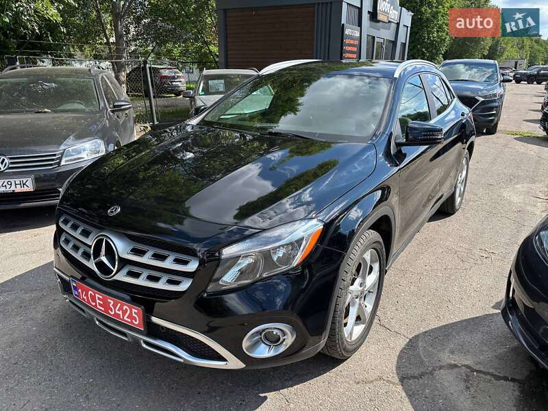 Mercedes-Benz GLA-Class 2019