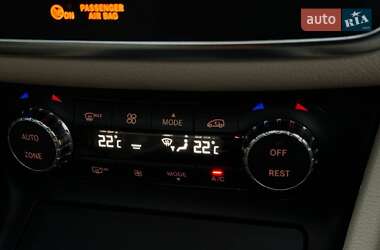 Внедорожник / Кроссовер Mercedes-Benz GLA-Class 2015 в 