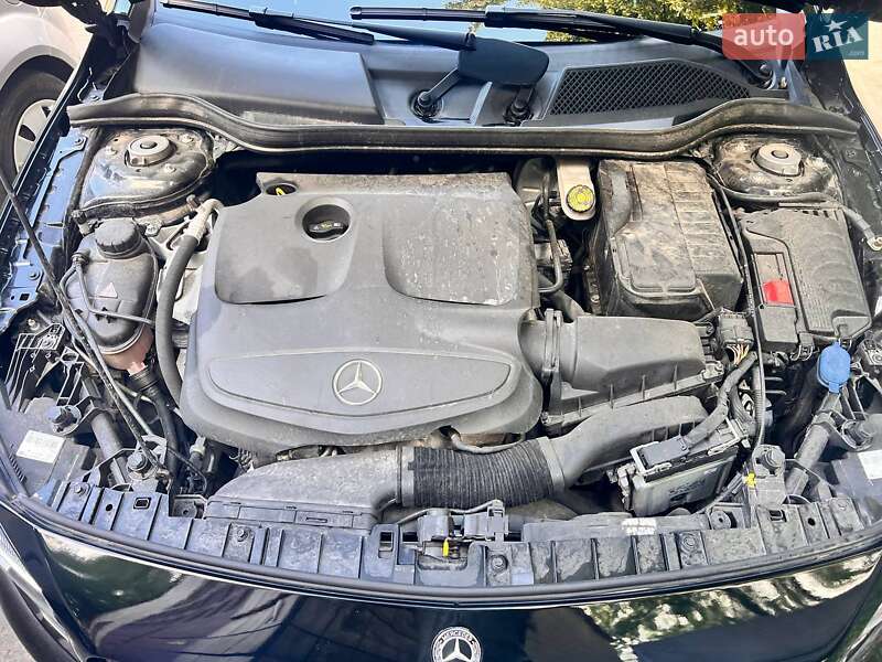 Внедорожник / Кроссовер Mercedes-Benz GLA-Class 2016 в Киеве фото 14 Внедорожник / Кроссовер Mercedes-Benz GLA-Class 2016 в Киеве