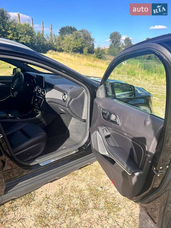 Внедорожник / Кроссовер Mercedes-Benz GLA-Class 2016 в Киеве фото 22 Внедорожник / Кроссовер Mercedes-Benz GLA-Class 2016 в Киеве