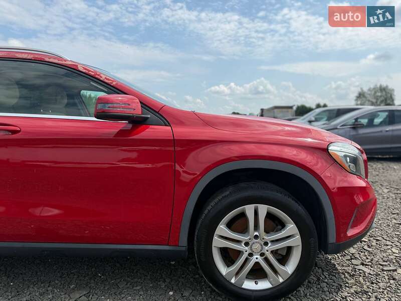 Внедорожник / Кроссовер Mercedes-Benz GLA-Class 2015 в Луцке