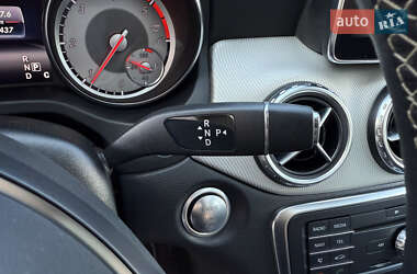 Внедорожник / Кроссовер Mercedes-Benz GLA-Class 2016 в 