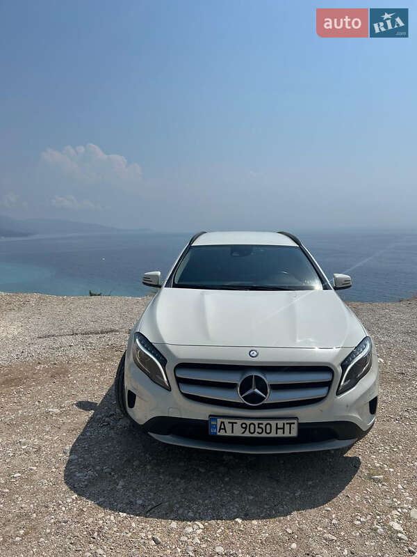 Внедорожник / Кроссовер Mercedes-Benz GLA-Class 2016 в Ивано-Франковске
