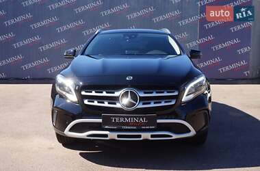 Внедорожник / Кроссовер Mercedes-Benz GLA-Class 2017 в 