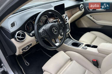 Внедорожник / Кроссовер Mercedes-Benz GLA-Class 2018 в 