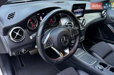 Внедорожник / Кроссовер Mercedes-Benz GLA-Class 2018 в 
