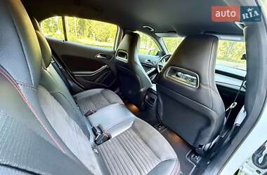 Внедорожник / Кроссовер Mercedes-Benz GLA-Class 2018 в 