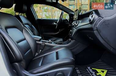 Внедорожник / Кроссовер Mercedes-Benz GLA-Class 2016 в 
