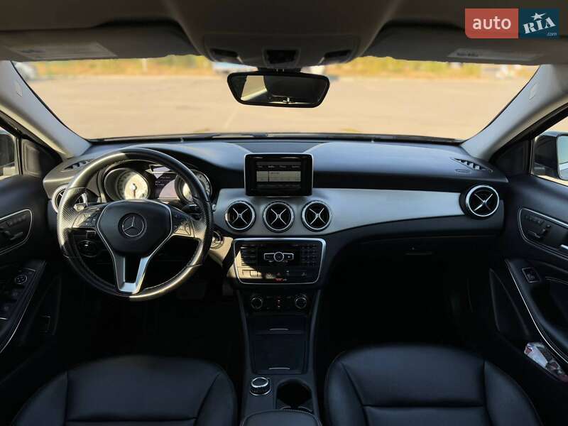 Внедорожник / Кроссовер Mercedes-Benz GLA-Class 2015 в Запорожье