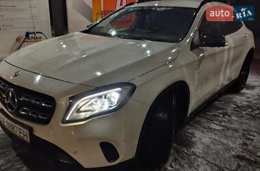 Внедорожник / Кроссовер Mercedes-Benz GLA-Class 2017 в 