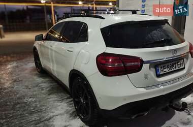 Внедорожник / Кроссовер Mercedes-Benz GLA-Class 2017 в 