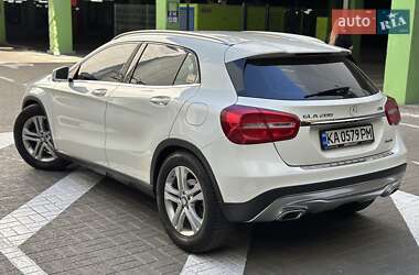 Внедорожник / Кроссовер Mercedes-Benz GLA-Class 2015 в 