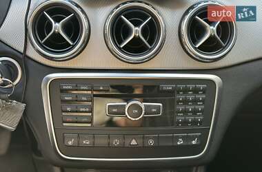 Внедорожник / Кроссовер Mercedes-Benz GLA-Class 2015 в 