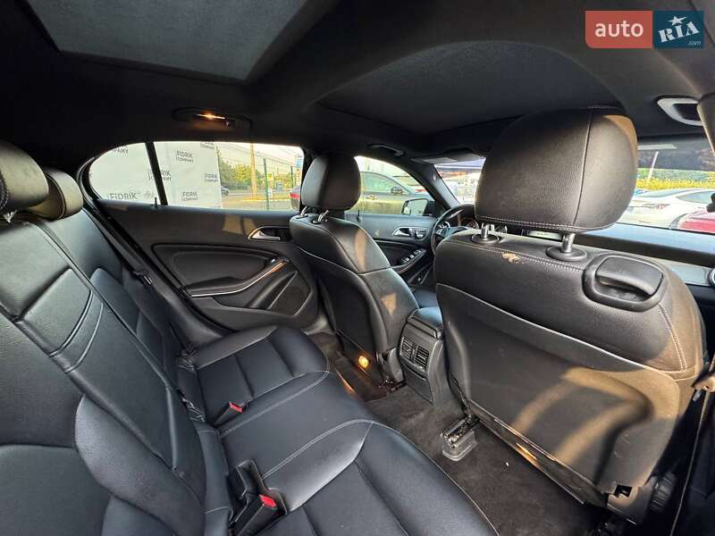 Внедорожник / Кроссовер Mercedes-Benz GLA-Class 2016 в Луцке фото 9 Внедорожник / Кроссовер Mercedes-Benz GLA-Class 2016 в Луцке