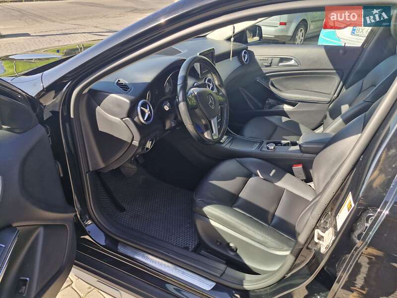 Позашляховик / Кросовер Mercedes-Benz GLA-Class 2014 в Хмельницькому