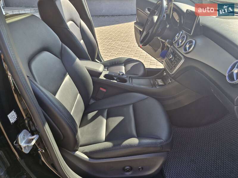 Позашляховик / Кросовер Mercedes-Benz GLA-Class 2014 в Хмельницькому
