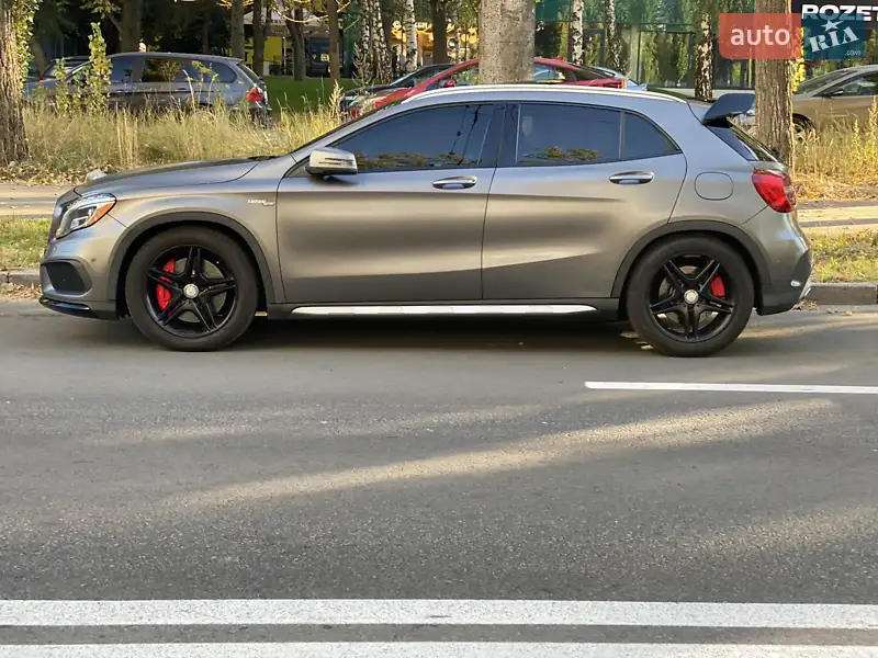 Mercedes-Benz GLA-Class