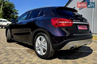 Внедорожник / Кроссовер Mercedes-Benz GLA-Class 2016 в 