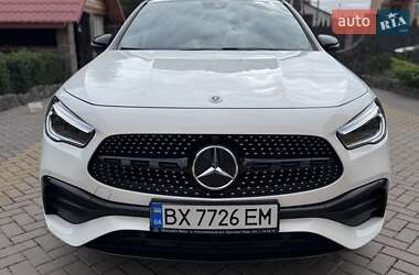 Позашляховик / Кросовер Mercedes-Benz GLA-Class 2021 в 