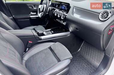 Позашляховик / Кросовер Mercedes-Benz GLA-Class 2021 в 