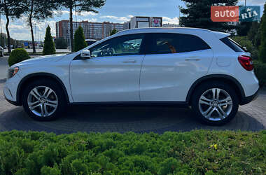 Внедорожник / Кроссовер Mercedes-Benz GLA-Class 2016 в 