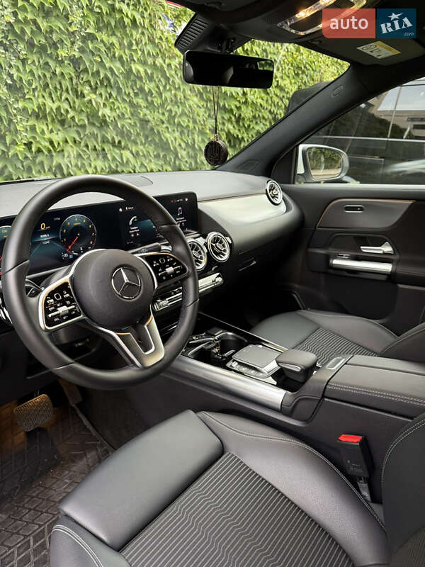 Внедорожник / Кроссовер Mercedes-Benz GLA-Class 2022 в Киеве фото 10 Внедорожник / Кроссовер Mercedes-Benz GLA-Class 2022 в Киеве