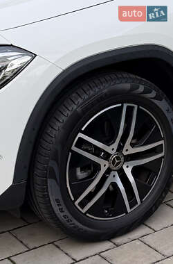 Внедорожник / Кроссовер Mercedes-Benz GLA-Class 2022 в 