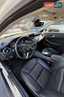 Внедорожник / Кроссовер Mercedes-Benz GLA-Class 2015 в 