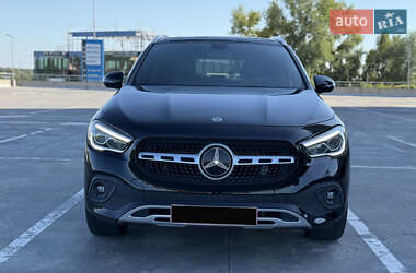 Внедорожник / Кроссовер Mercedes-Benz GLA-Class 2020 в 