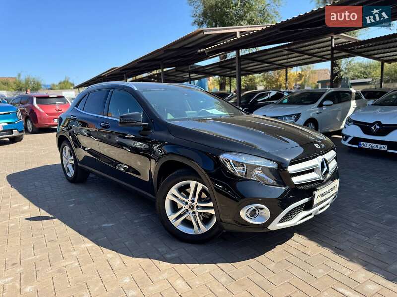Внедорожник / Кроссовер Mercedes-Benz GLA-Class 2019 в 
