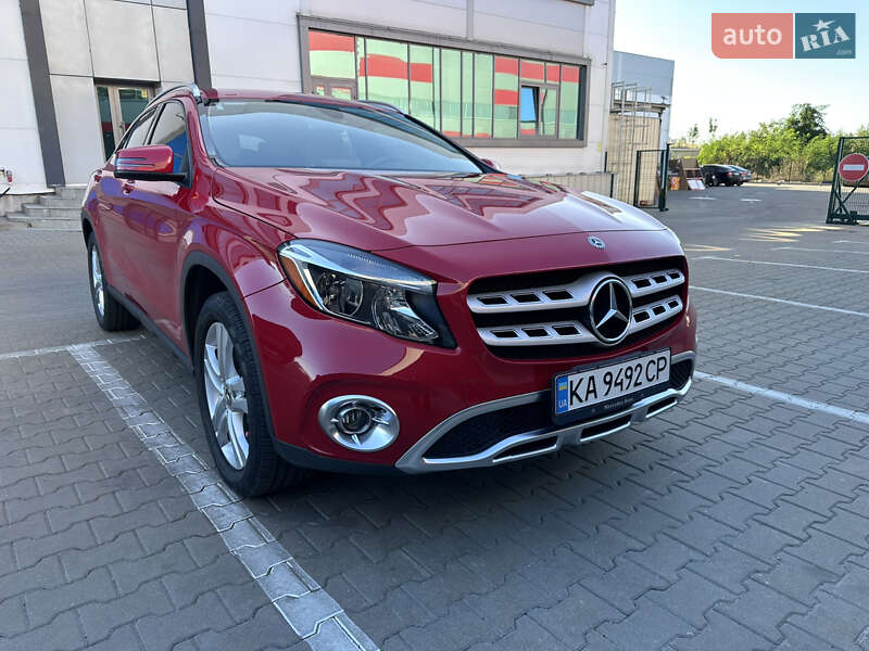 Позашляховик / Кросовер Mercedes-Benz GLA-Class 2017 в Києві фото 12 Позашляховик / Кросовер Mercedes-Benz GLA-Class 2017 в Києві