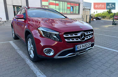 Внедорожник / Кроссовер Mercedes-Benz GLA-Class 2017 в 