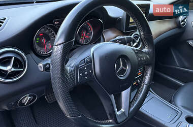 Внедорожник / Кроссовер Mercedes-Benz GLA-Class 2015 в 