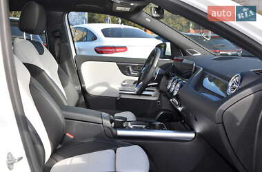 Внедорожник / Кроссовер Mercedes-Benz GLA-Class 2020 в 