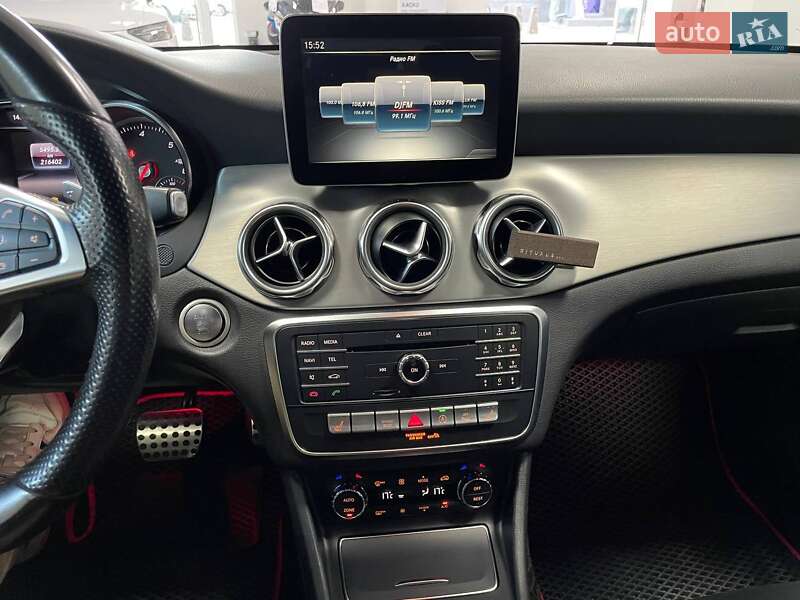 Внедорожник / Кроссовер Mercedes-Benz GLA-Class 2017 в Полтаве