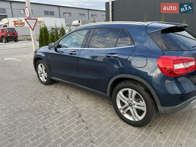 Внедорожник / Кроссовер Mercedes-Benz GLA-Class 2019 в Львове фото 6 Внедорожник / Кроссовер Mercedes-Benz GLA-Class 2019 в Львове