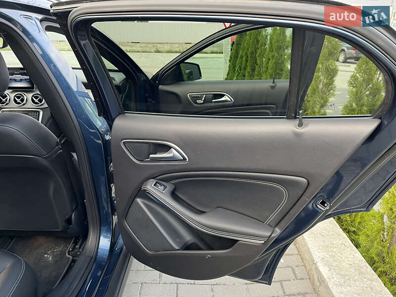 Внедорожник / Кроссовер Mercedes-Benz GLA-Class 2019 в Львове фото 14 Внедорожник / Кроссовер Mercedes-Benz GLA-Class 2019 в Львове