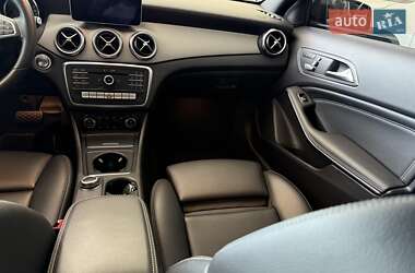Внедорожник / Кроссовер Mercedes-Benz GLA-Class 2019 в 