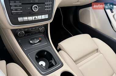 Позашляховик / Кросовер Mercedes-Benz GLA-Class 2019 в 