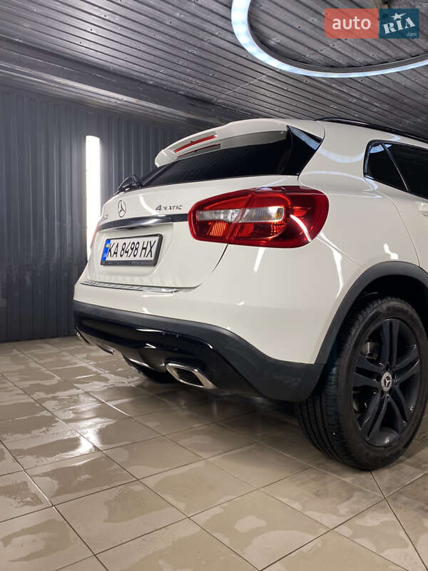 Внедорожник / Кроссовер Mercedes-Benz GLA-Class 2015 в Киеве