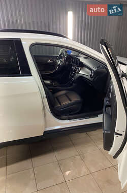 Внедорожник / Кроссовер Mercedes-Benz GLA-Class 2015 в 