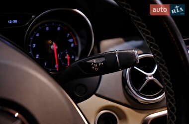 Позашляховик / Кросовер Mercedes-Benz GLA-Class 2018 в 