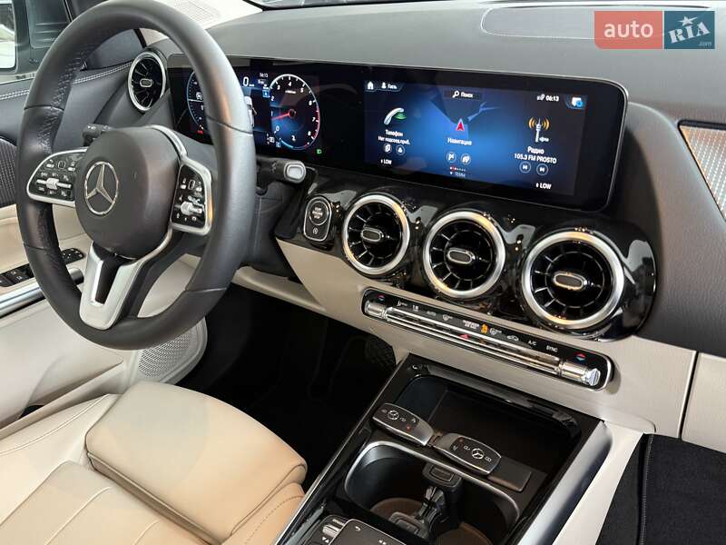 Внедорожник / Кроссовер Mercedes-Benz GLA-Class 2022 в Одессе