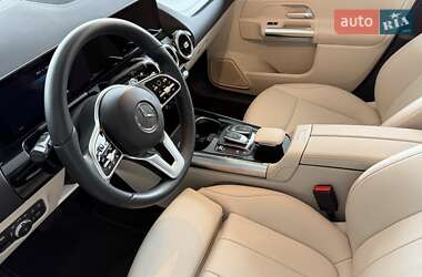 Внедорожник / Кроссовер Mercedes-Benz GLA-Class 2022 в 