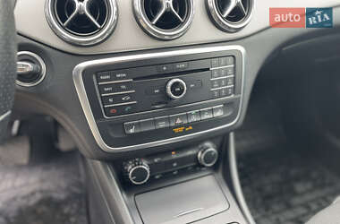 Внедорожник / Кроссовер Mercedes-Benz GLA-Class 2016 в 