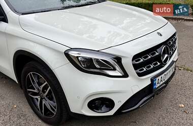 Внедорожник / Кроссовер Mercedes-Benz GLA-Class 2017 в 
